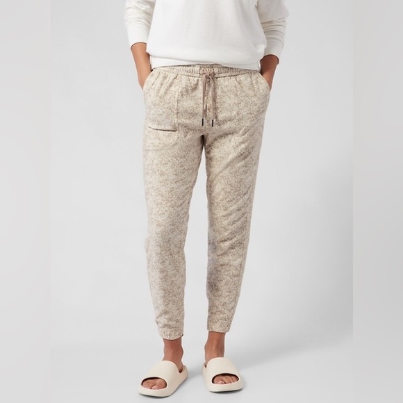 Athleta Pebbles Texture Abalon Tan White Farallon Jogger Sweatpant 988044 EUC XS - Picture 1 of 12